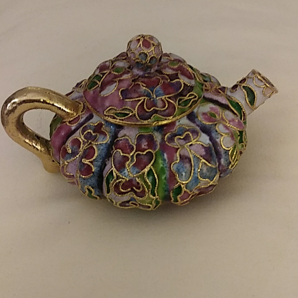 COPY - NYCO Reminiscent Fabrege Decor Teapot.